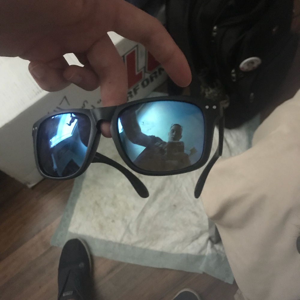 H&M’s Sunglasses